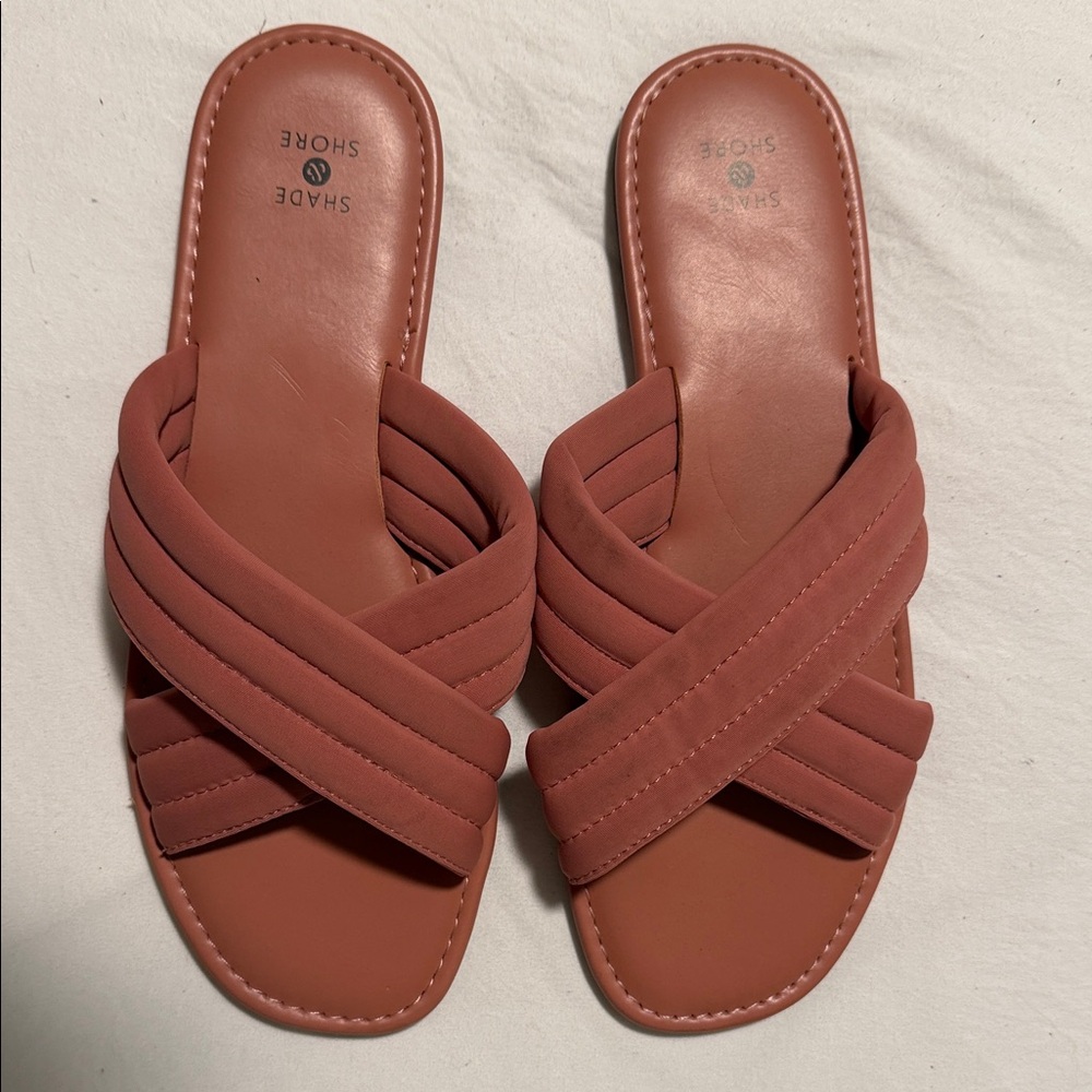 Shade & Shore Women's Brown Slide Sandals